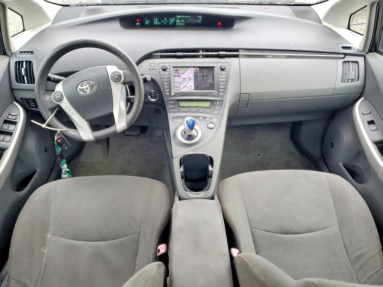 2011 TOYOTA PRIUS