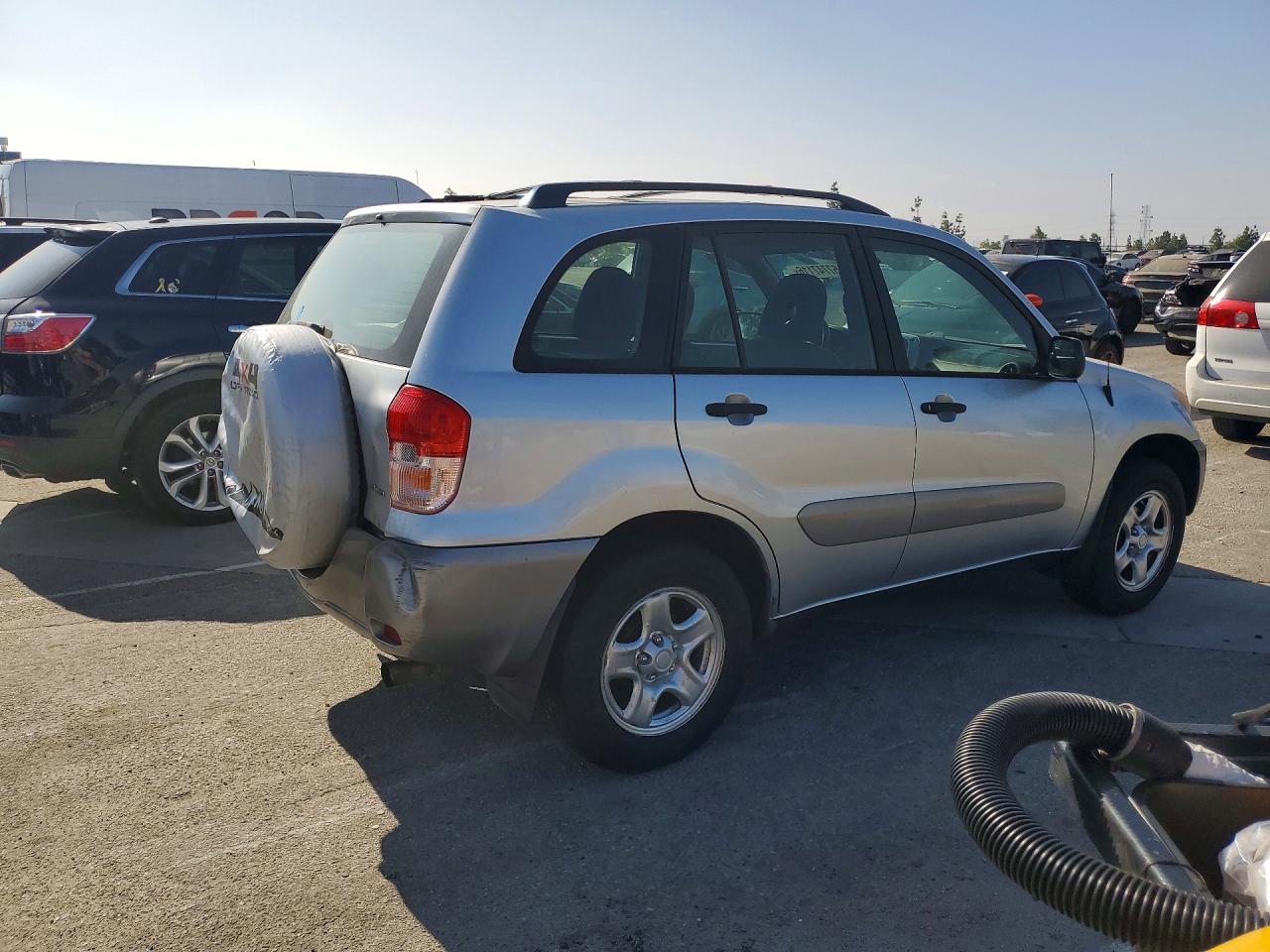 2002 TOYOTA RAV4