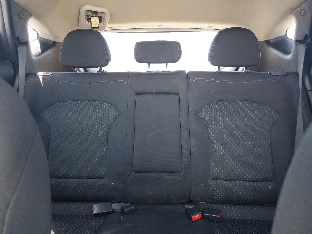 2010 HYUNDAI TUCSON