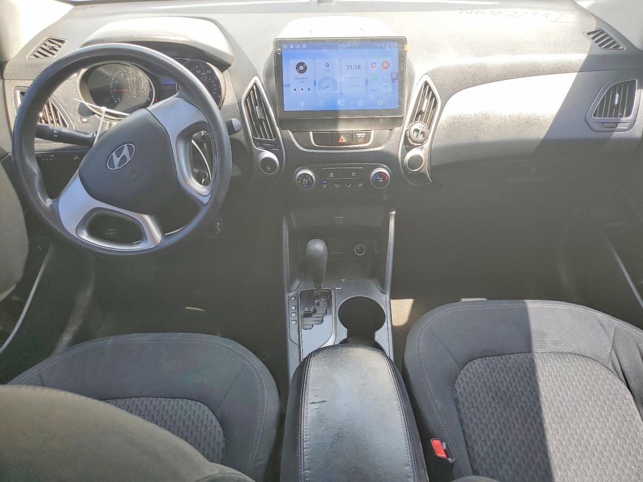 2010 HYUNDAI TUCSON