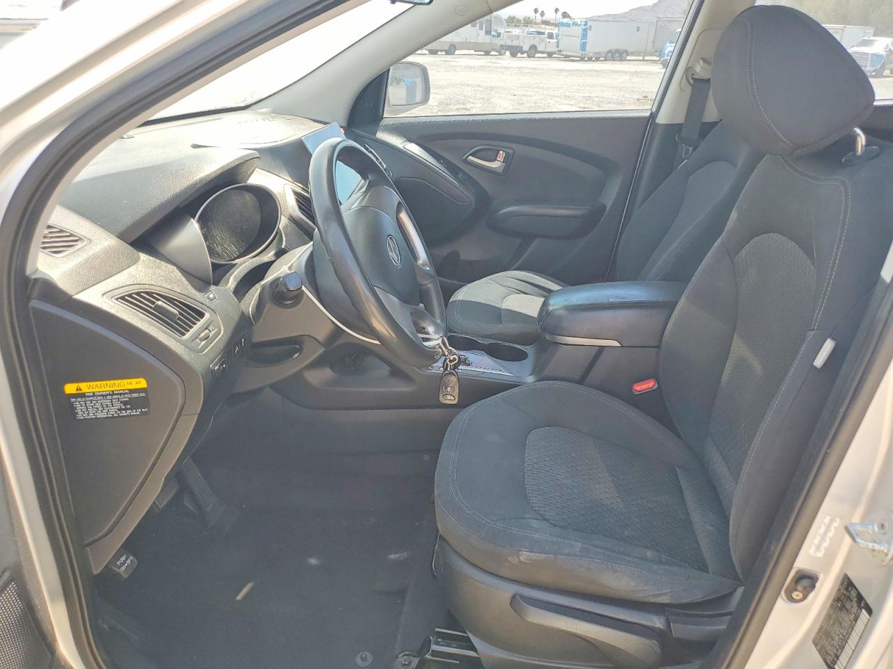 2010 HYUNDAI TUCSON