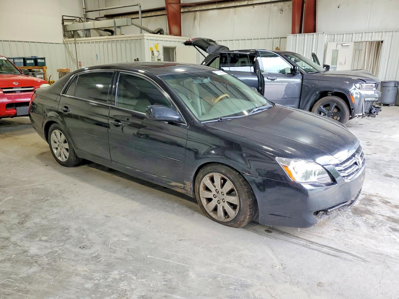 2006 TOYOTA AVALON