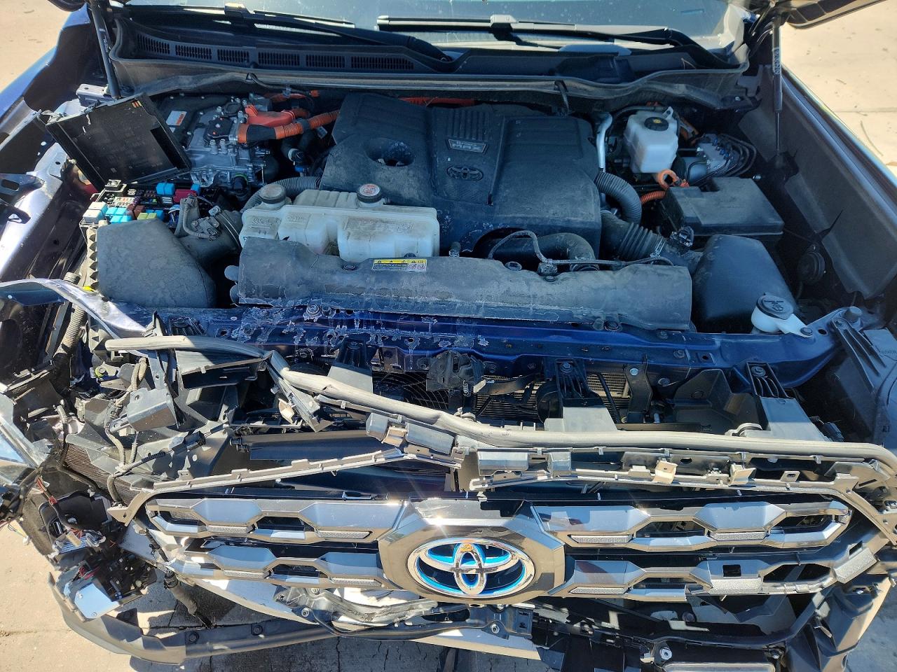 2023 TOYOTA TUNDRA