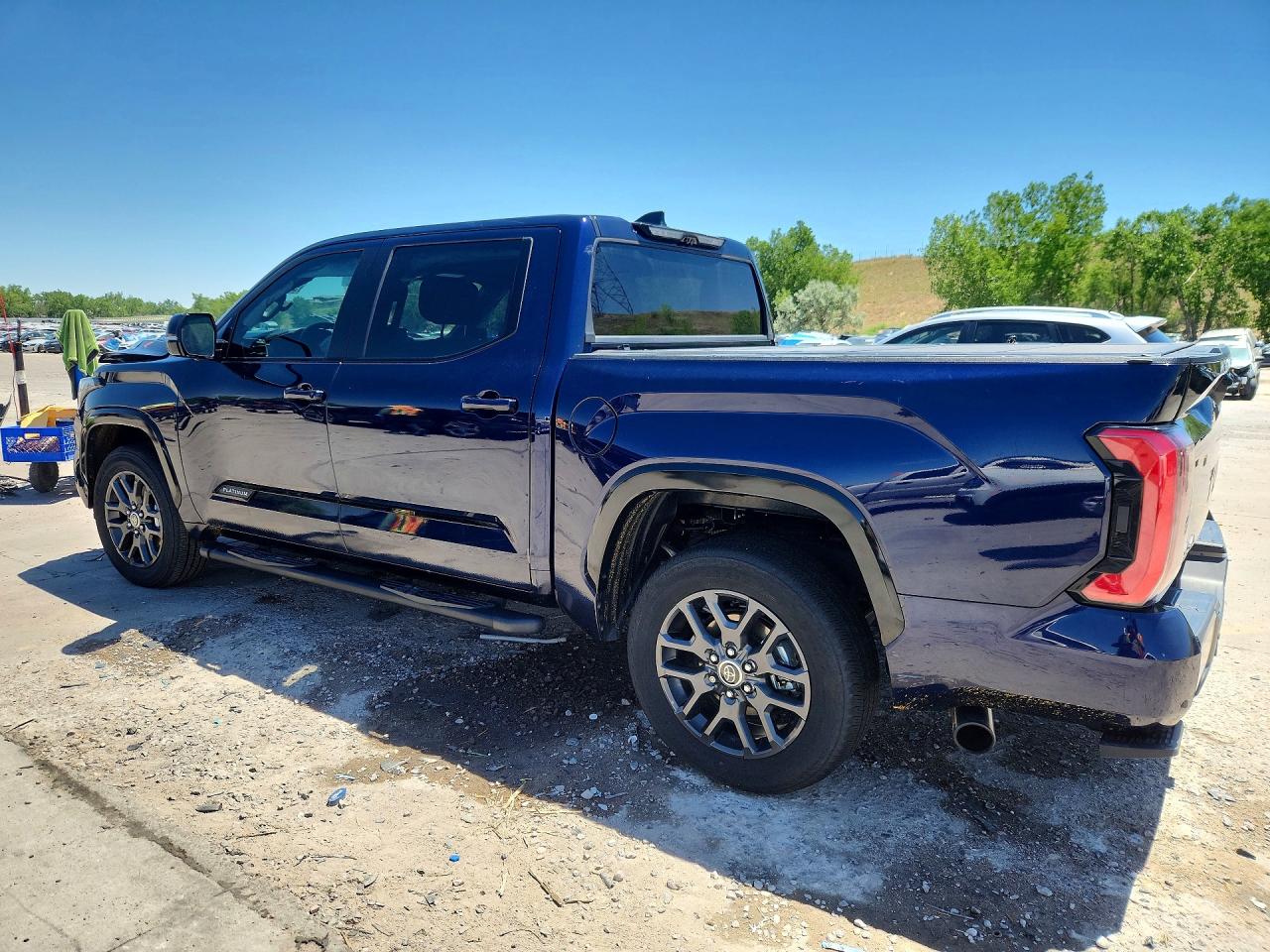 2023 TOYOTA TUNDRA