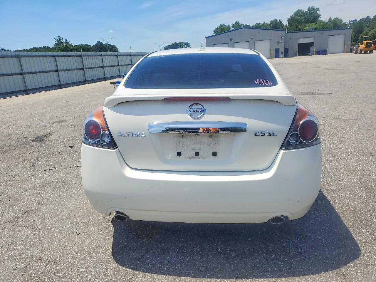 2011 NISSAN ALTIMA