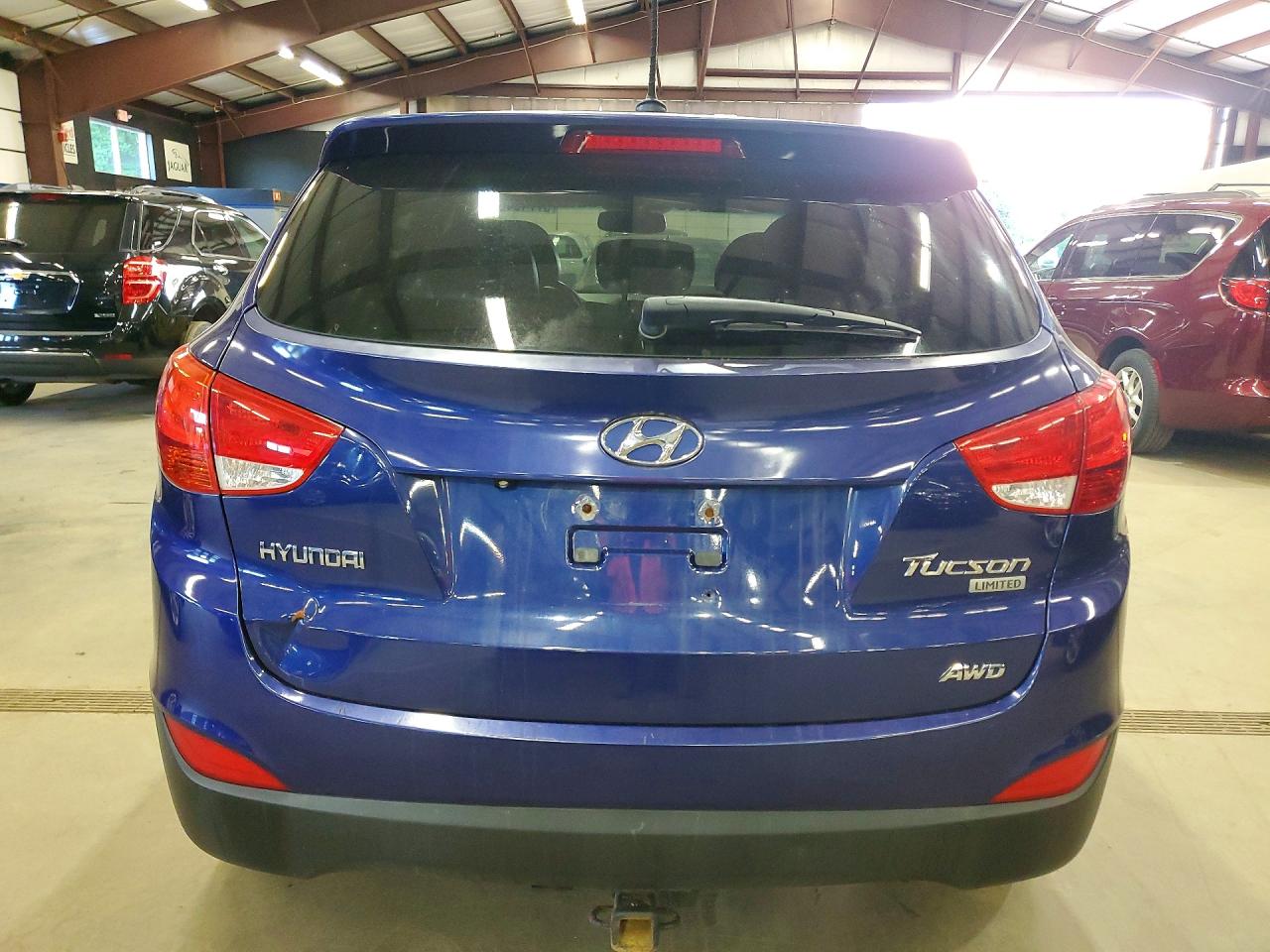 2012 HYUNDAI TUCSON