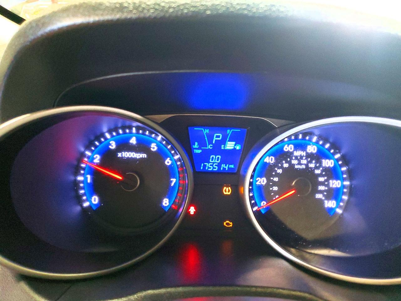 2012 HYUNDAI TUCSON