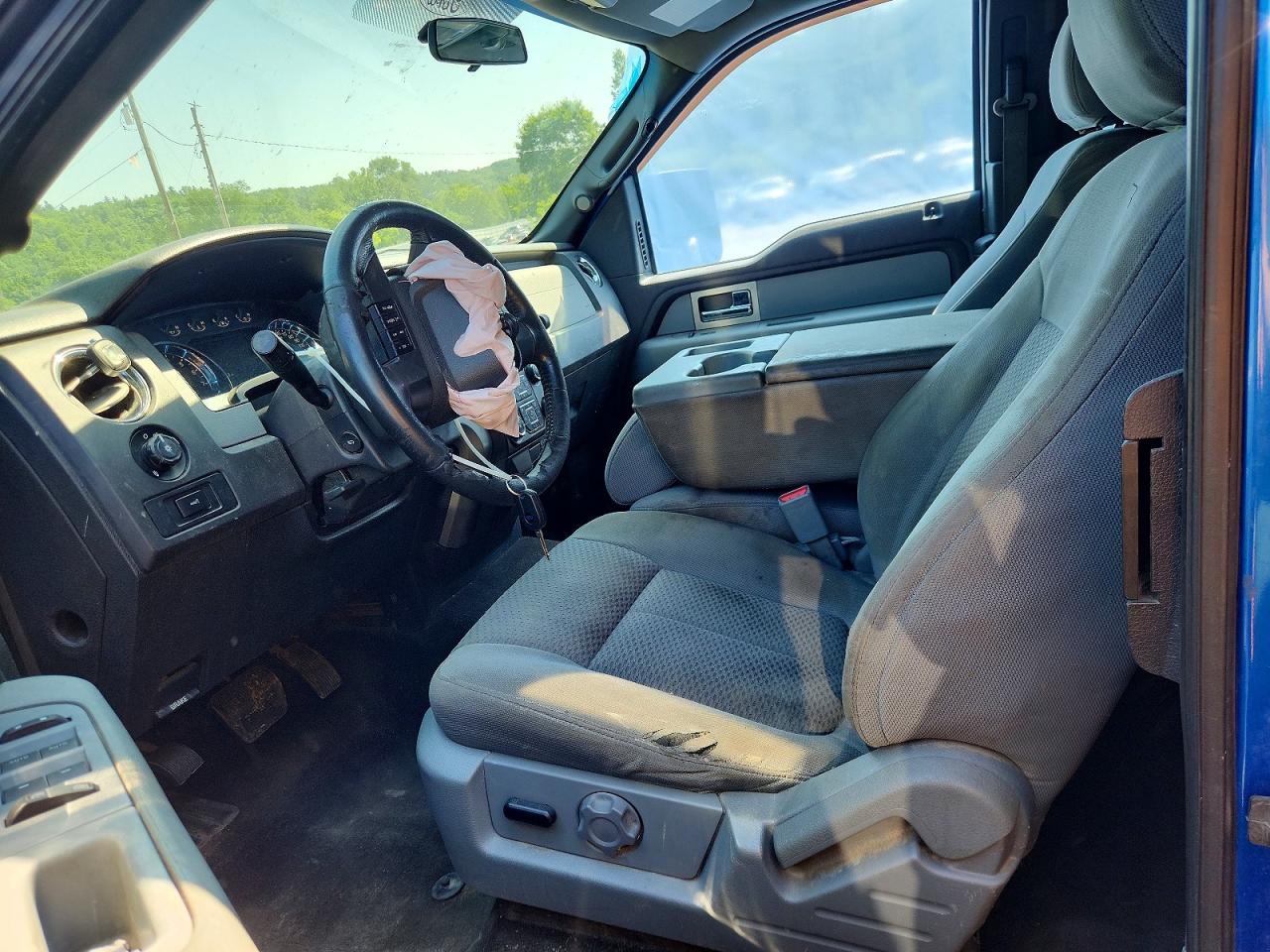 2013 FORD F150