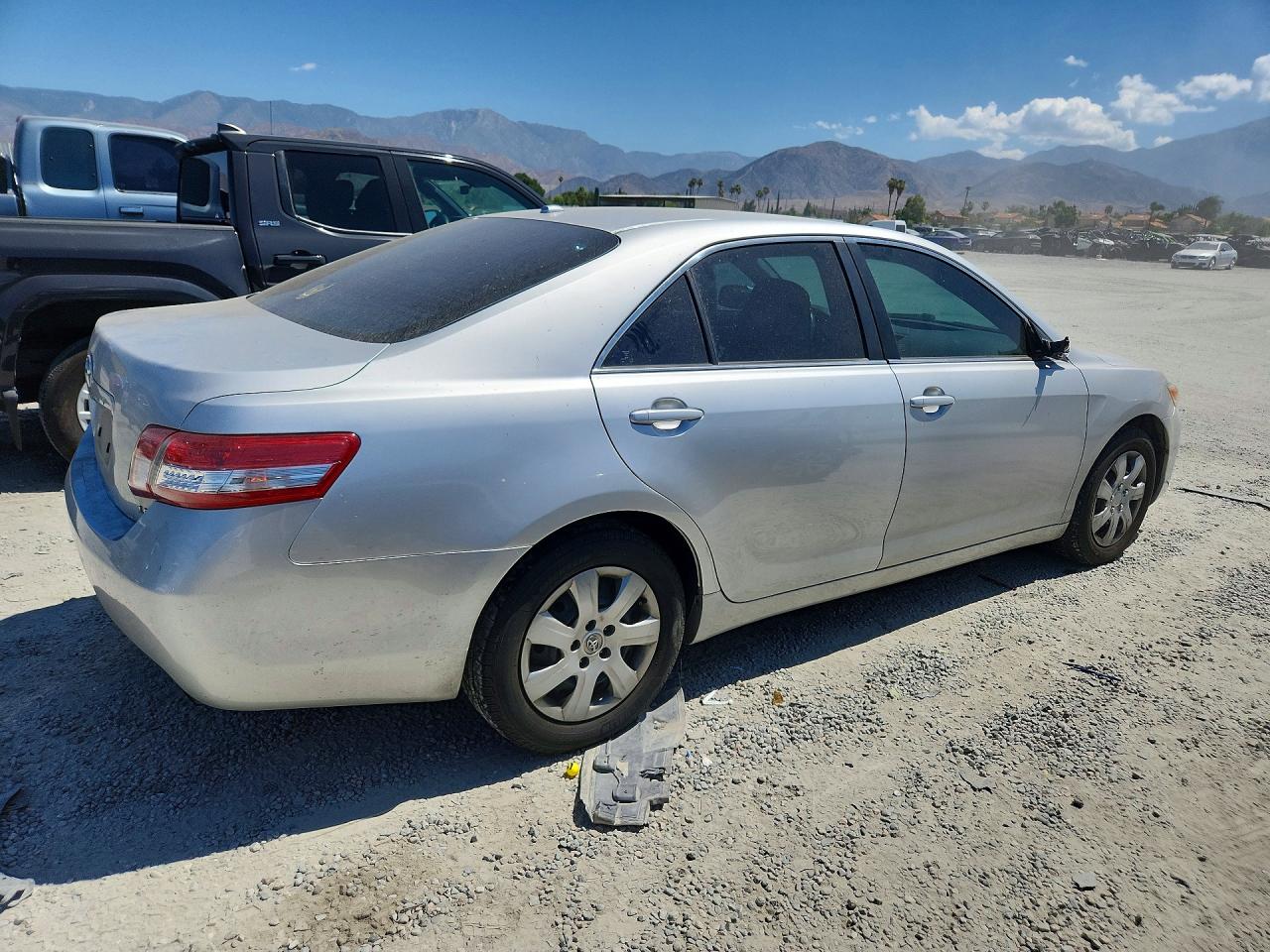 2010 TOYOTA CAMRY