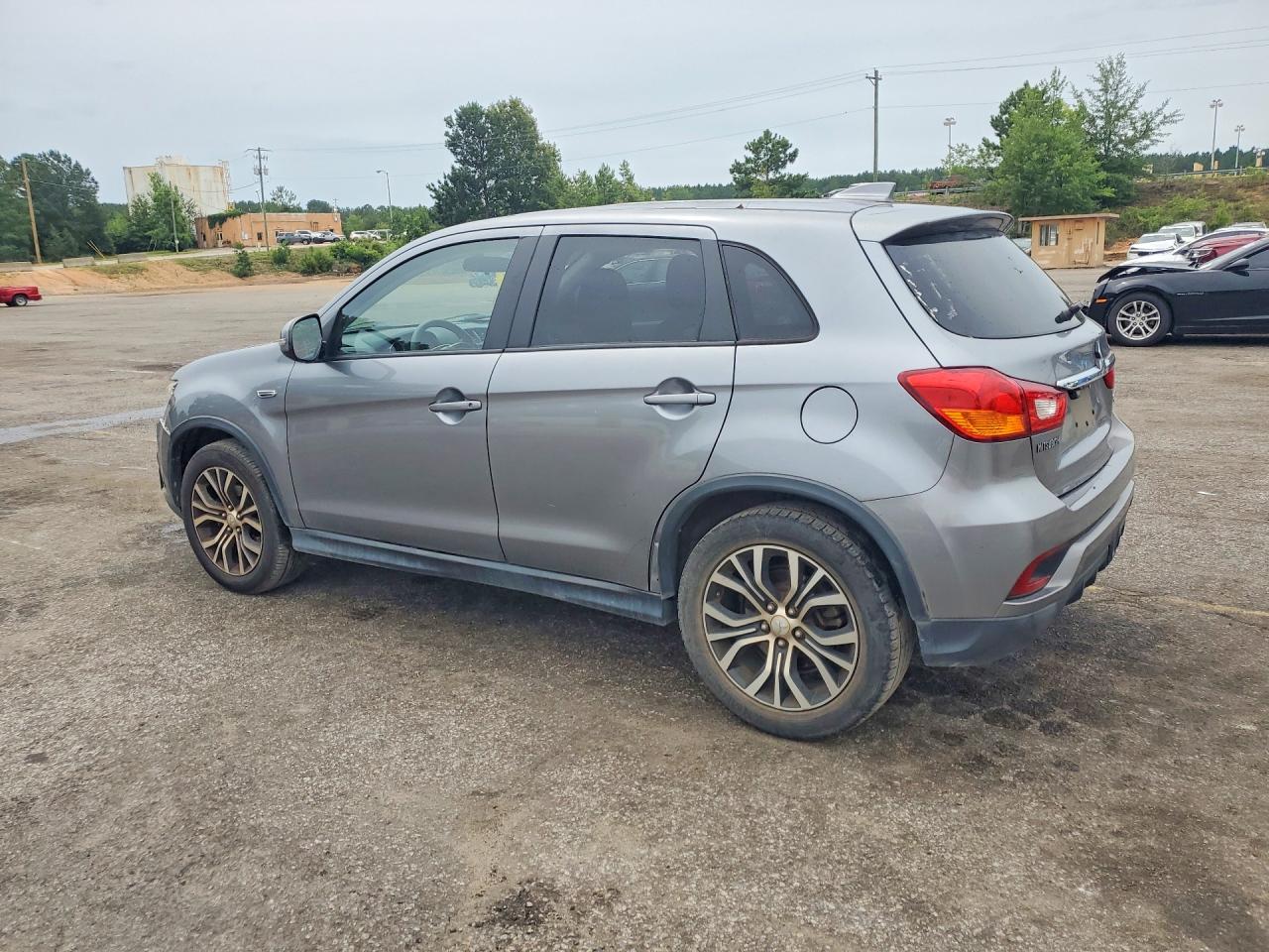 2018 MITSUBISHI OUTLANDER