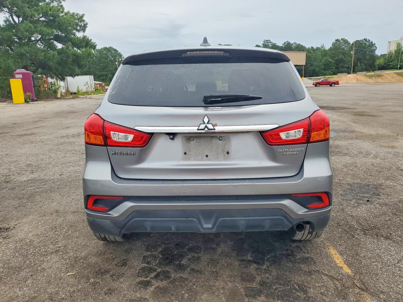 2018 MITSUBISHI OUTLANDER