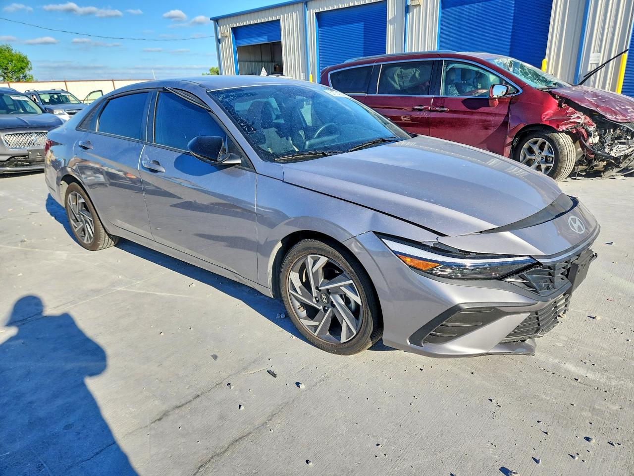 2025 HYUNDAI ELANTRA