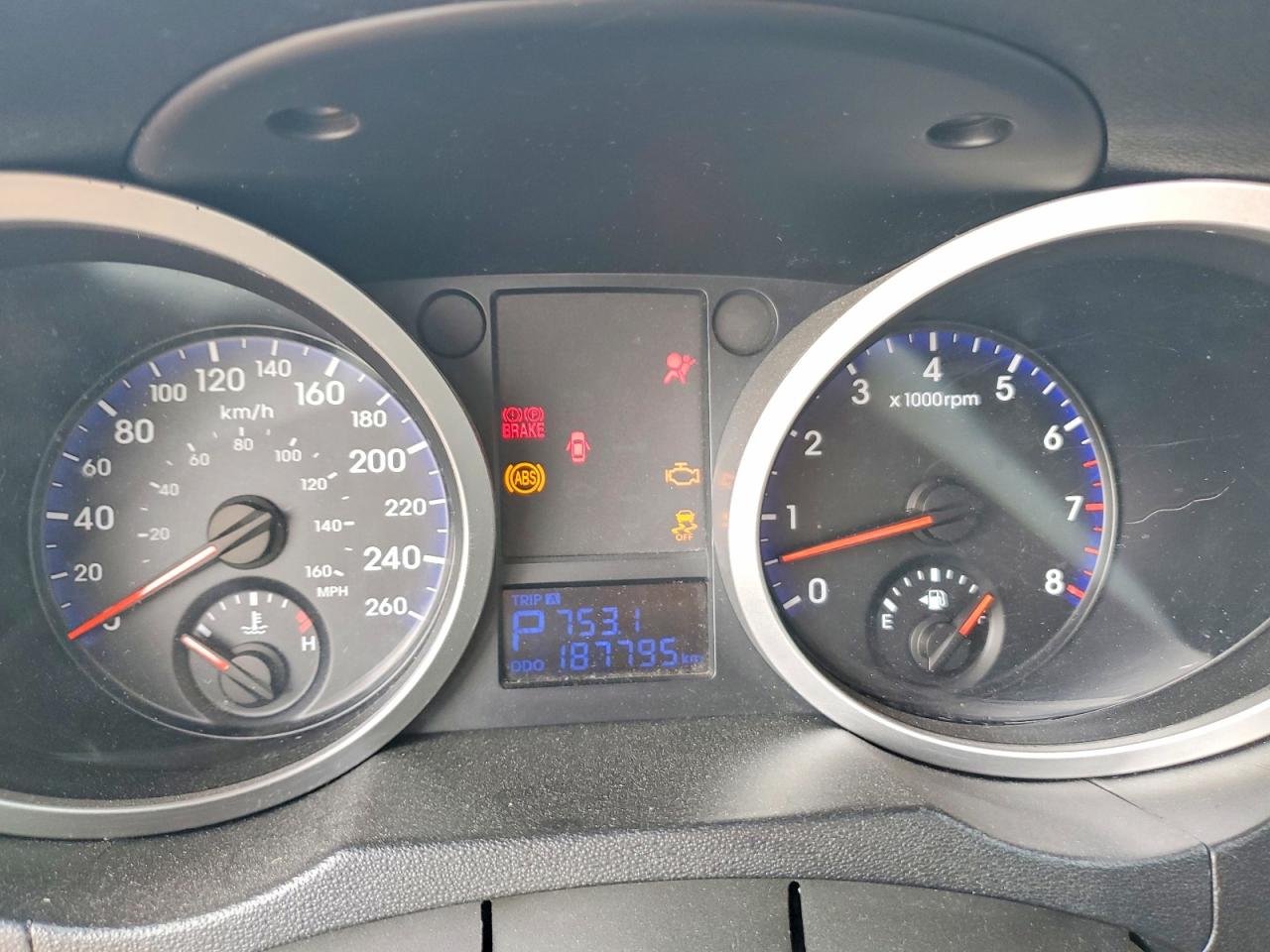 2010 HYUNDAI GENESIS