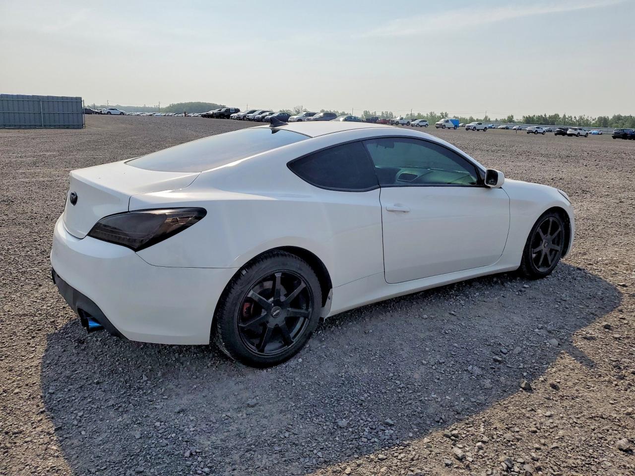 2010 HYUNDAI GENESIS