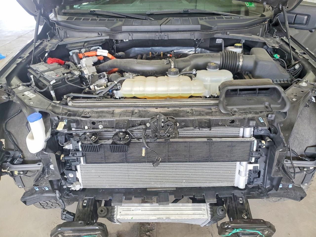 2024 FORD F150