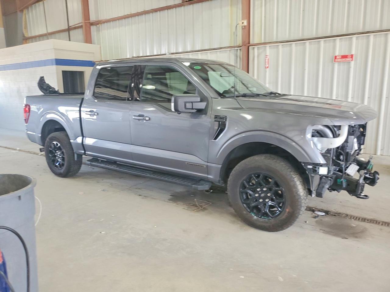 2024 FORD F150
