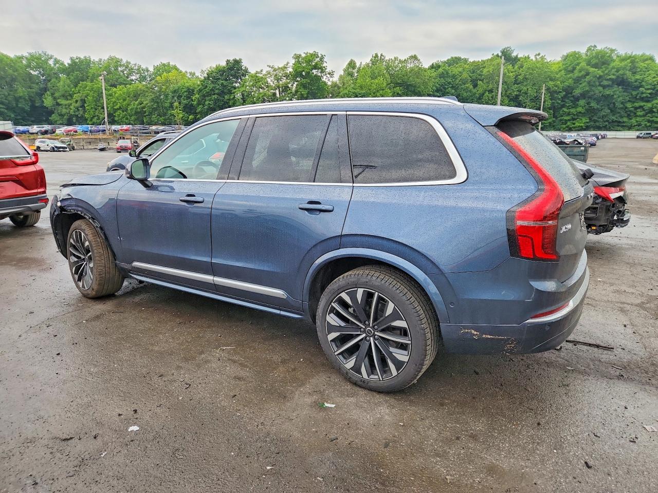 2025 VOLVO XC90