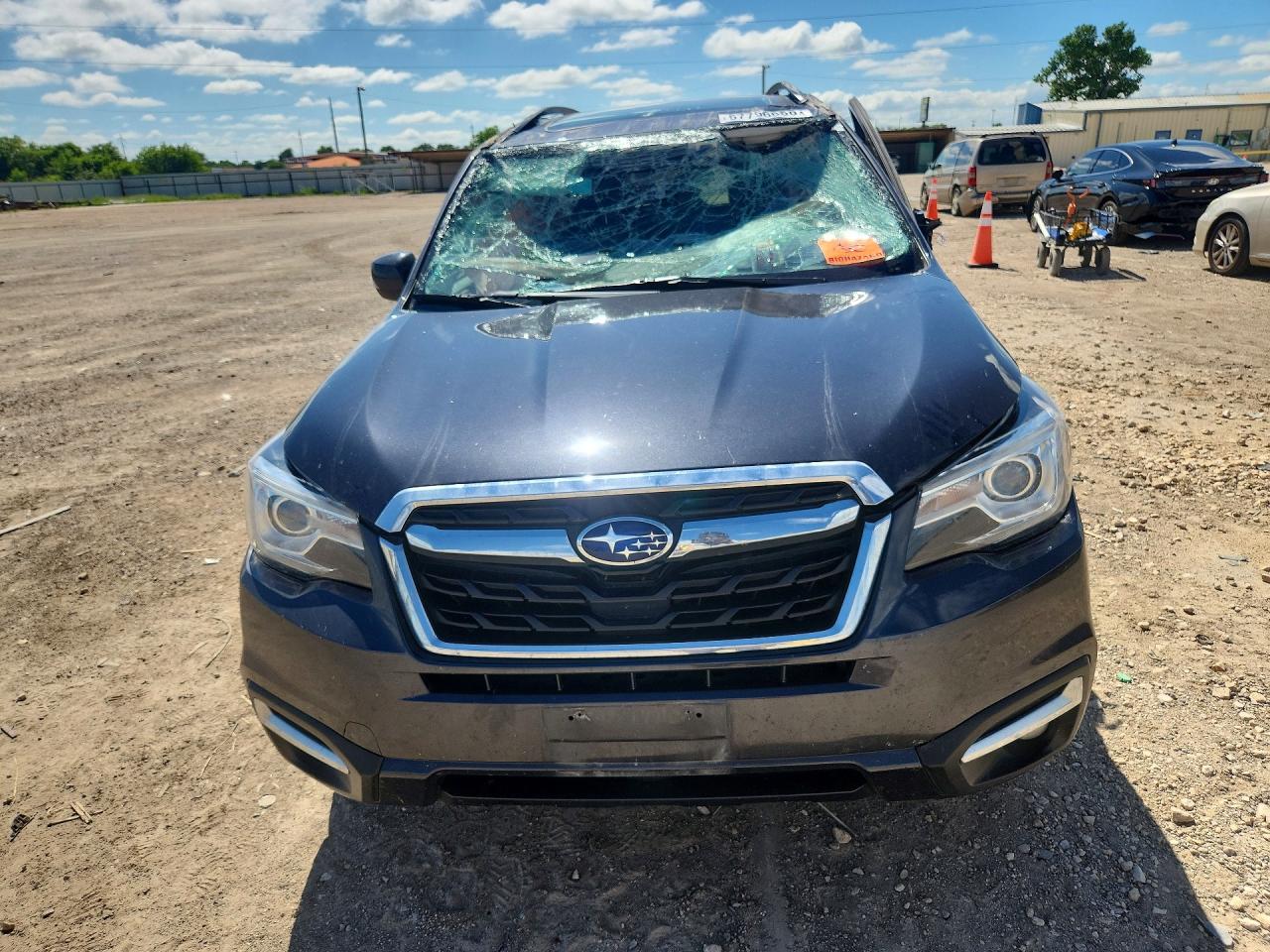 2018 SUBARU FORESTER