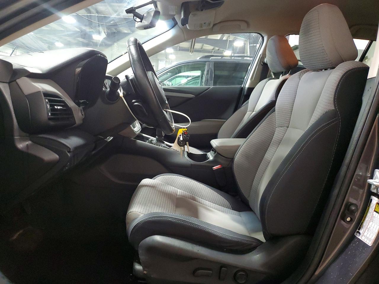 2021 SUBARU OUTBACK