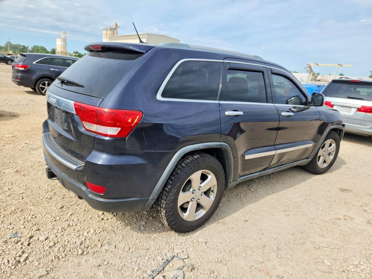 2011 JEEP CHEROKEE