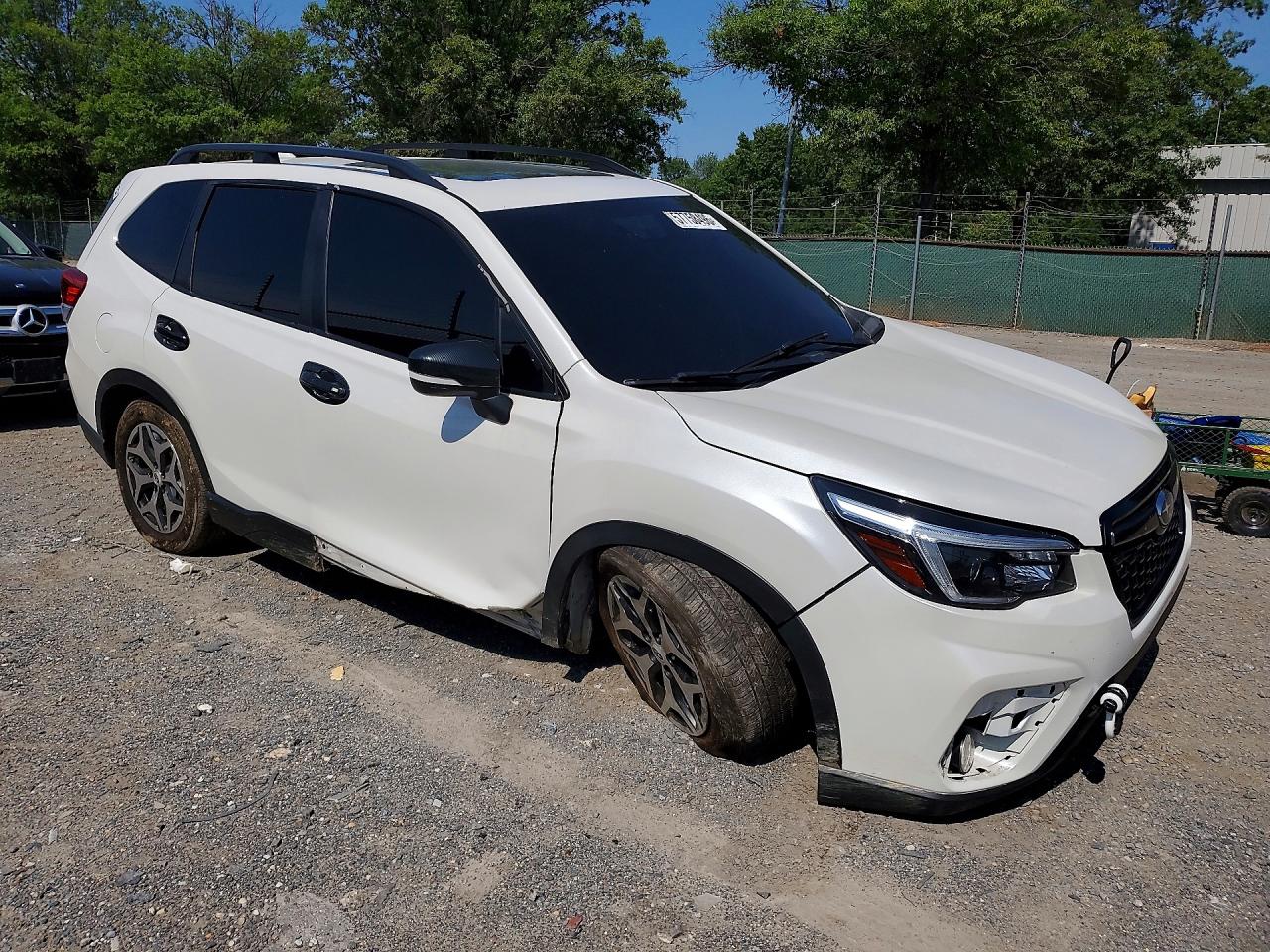 2021 SUBARU FORESTER