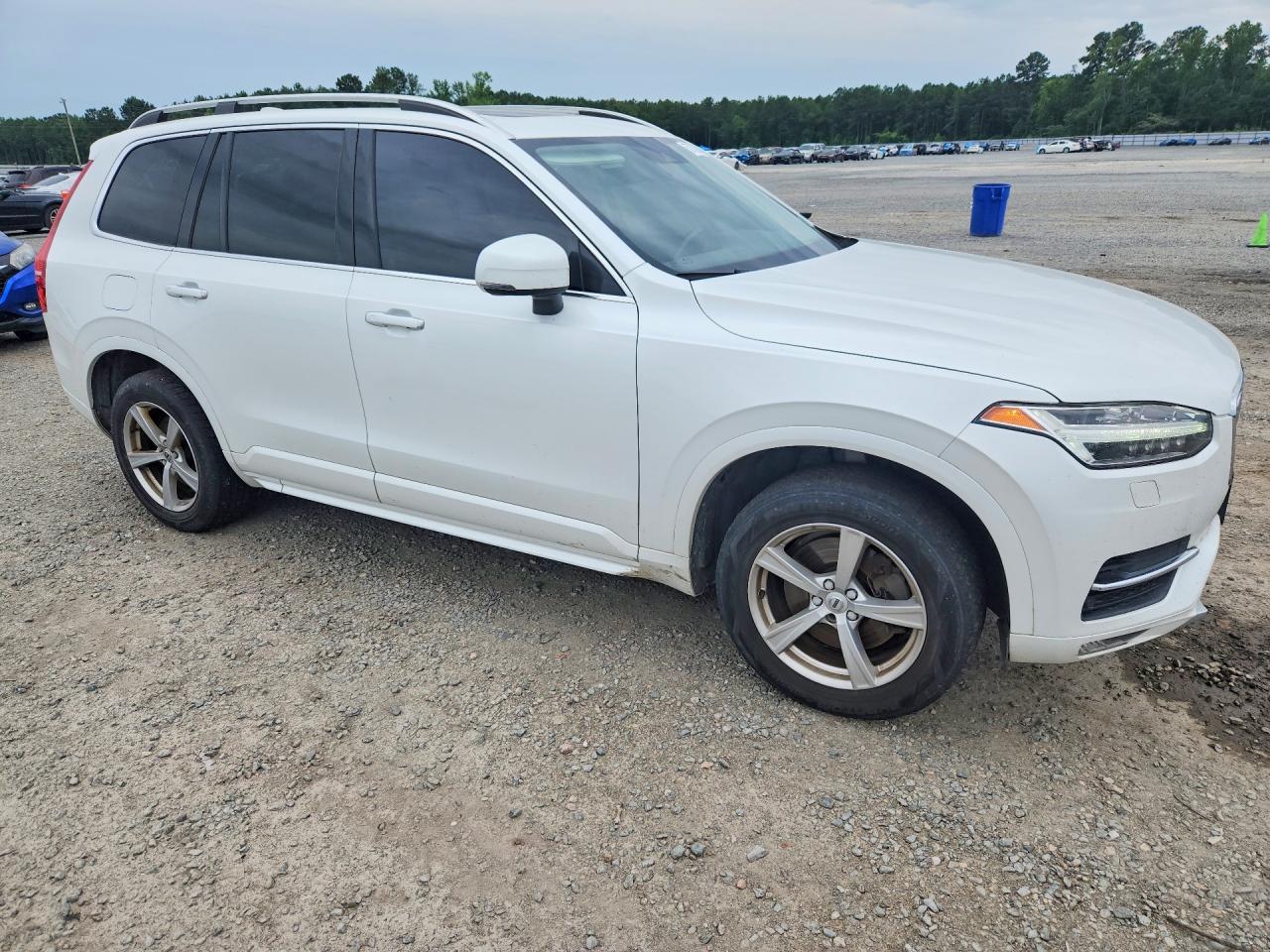 2018 VOLVO XC90