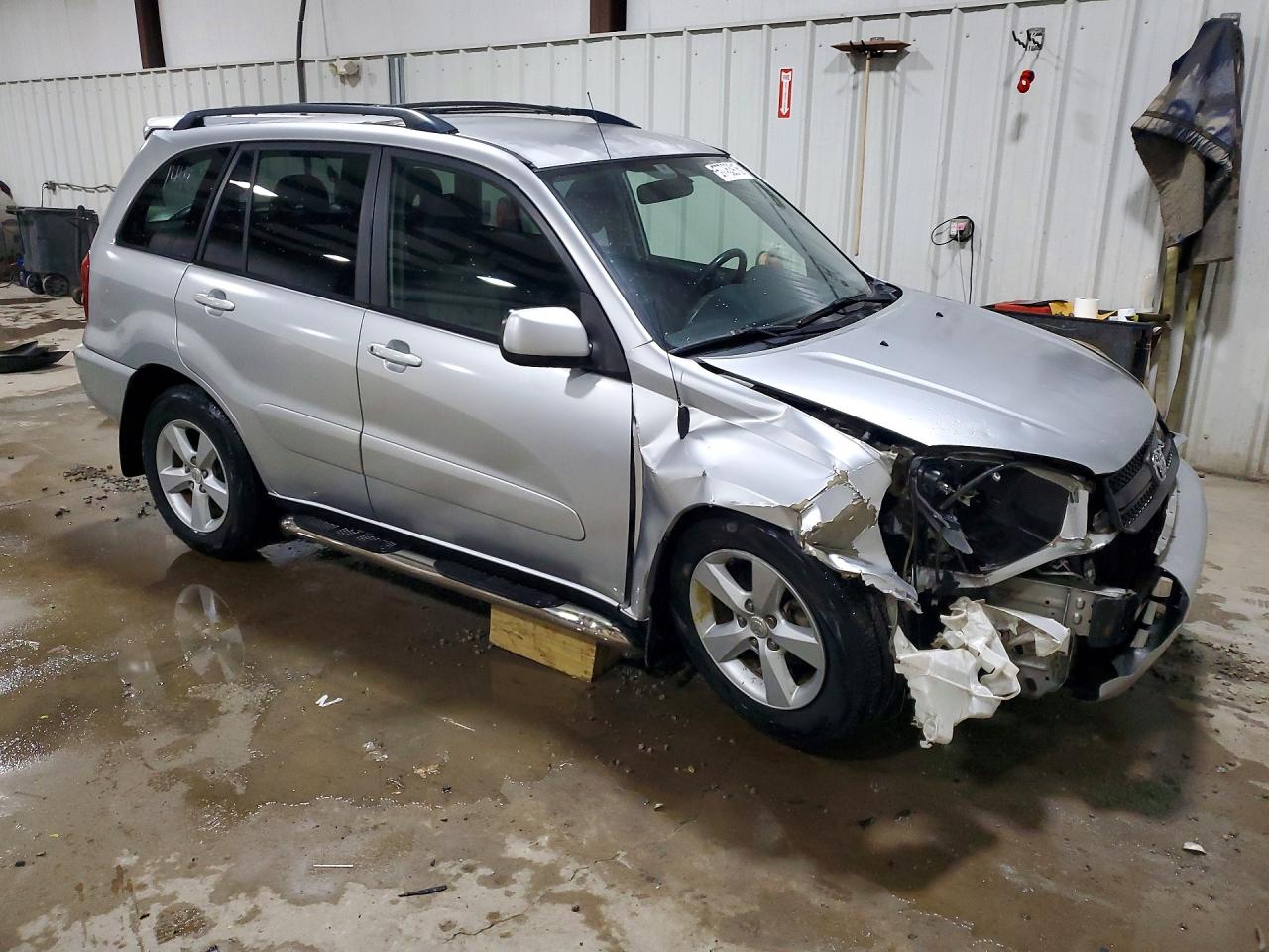 2005 TOYOTA RAV4