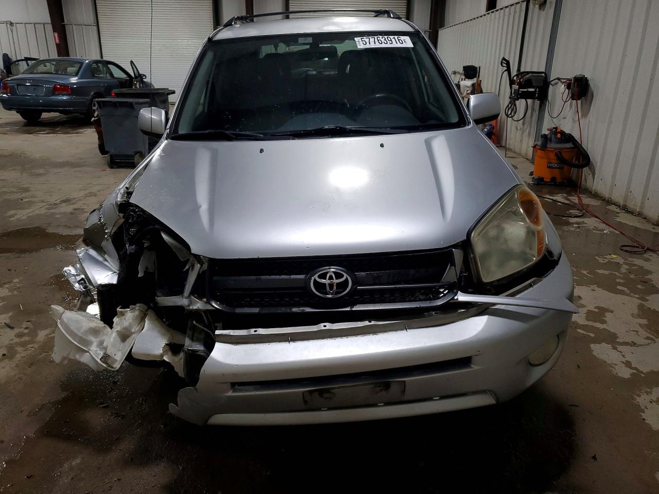 2005 TOYOTA RAV4