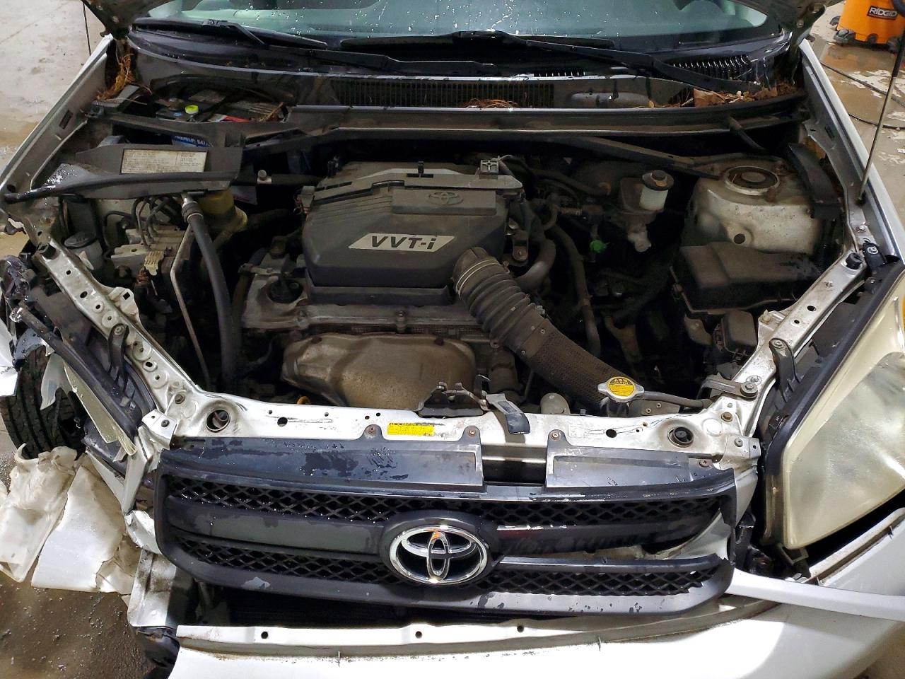 2005 TOYOTA RAV4