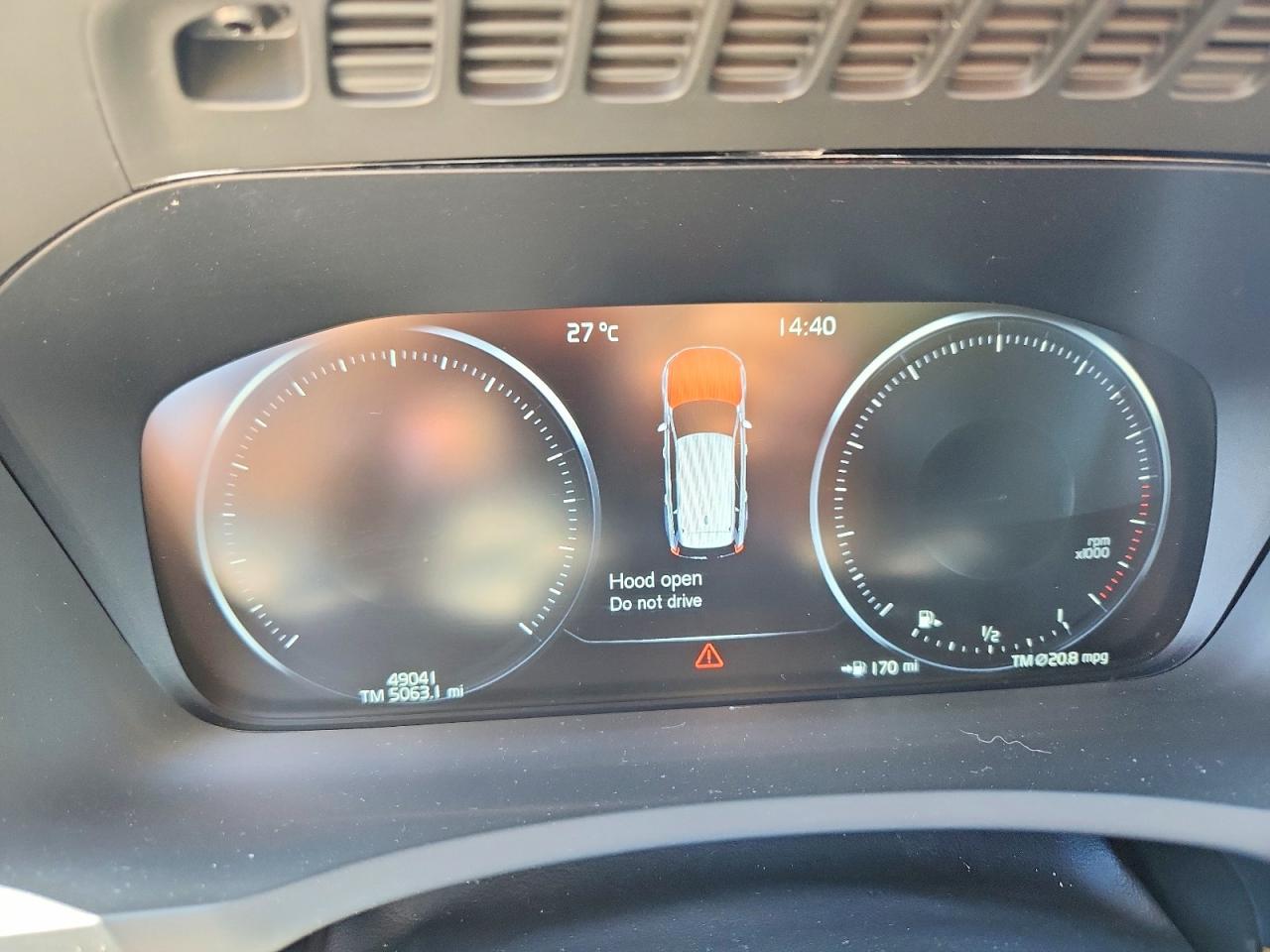 2021 VOLVO XC90
