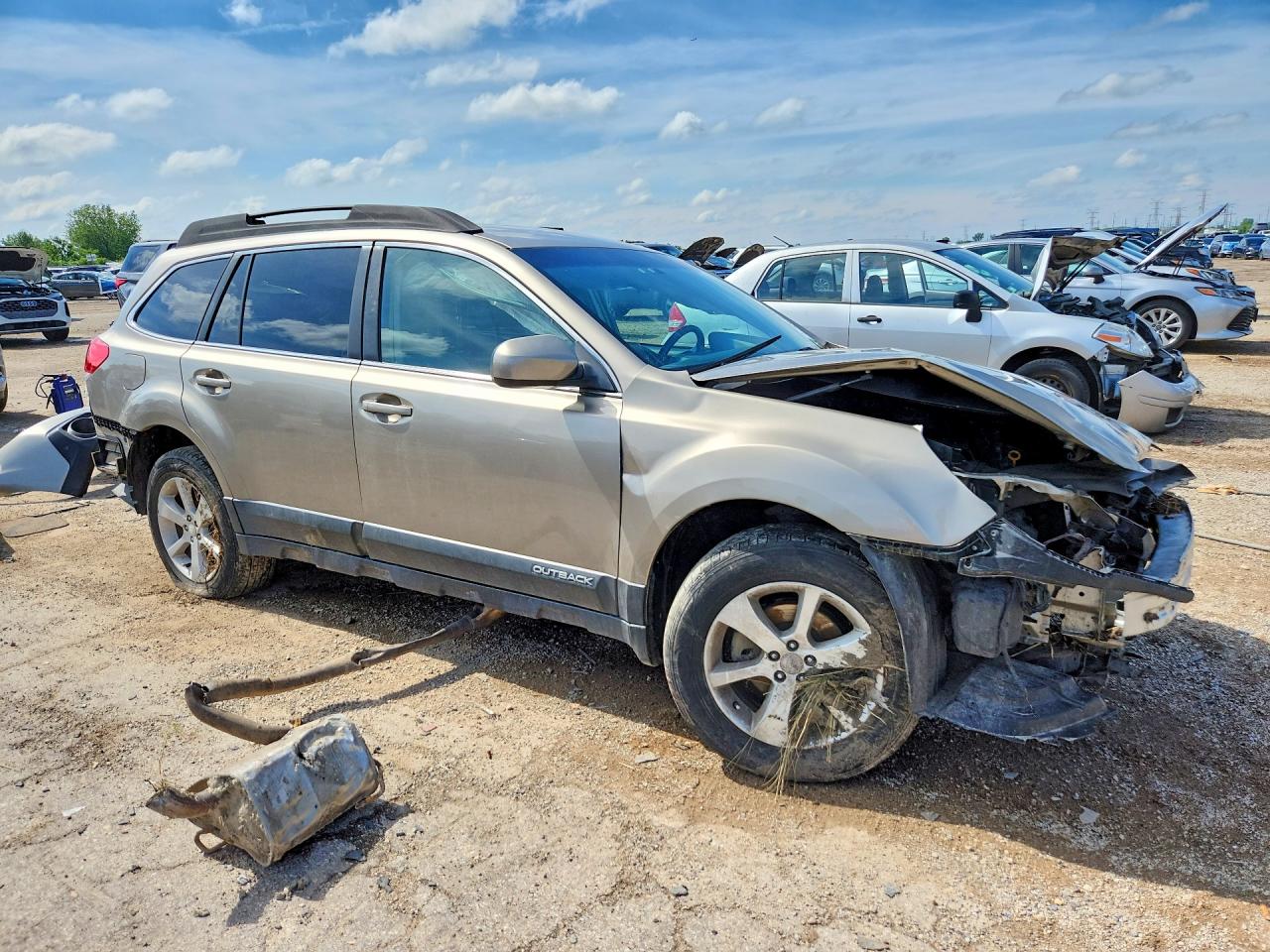 2014 SUBARU OUTBACK
