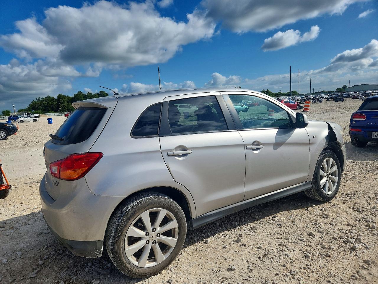 2013 MITSUBISHI OUTLANDER