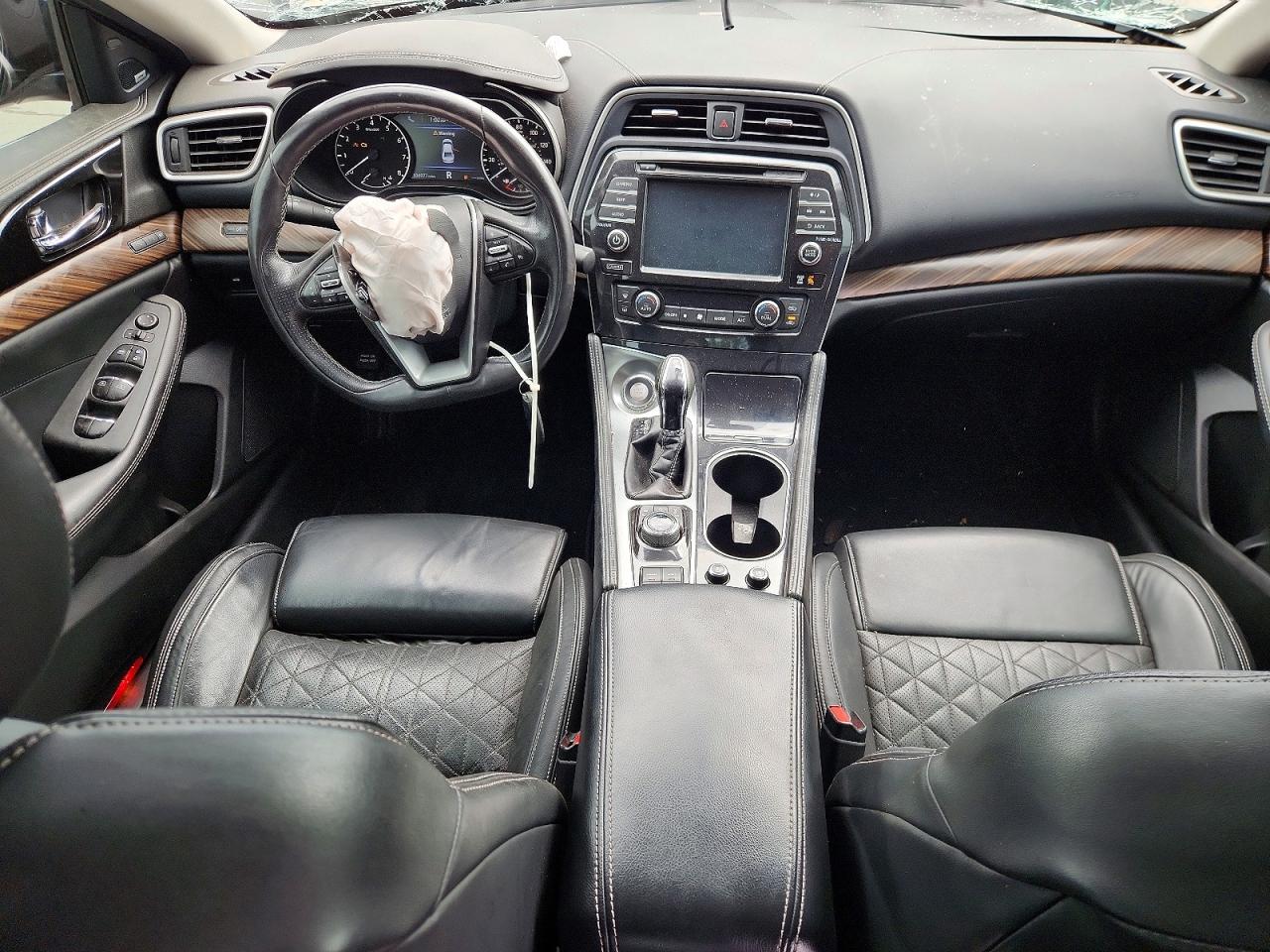 2017 NISSAN MAXIMA