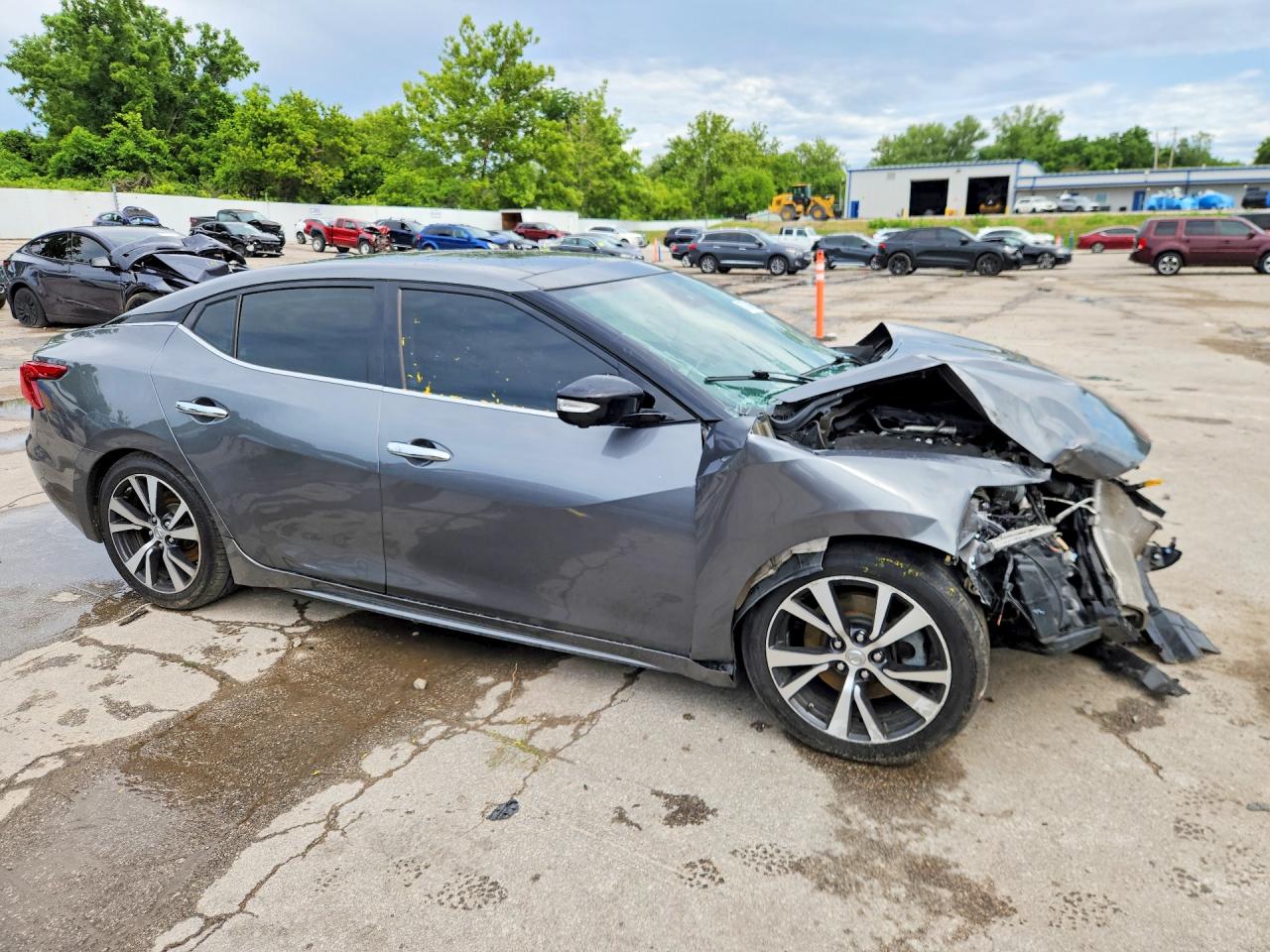 2017 NISSAN MAXIMA