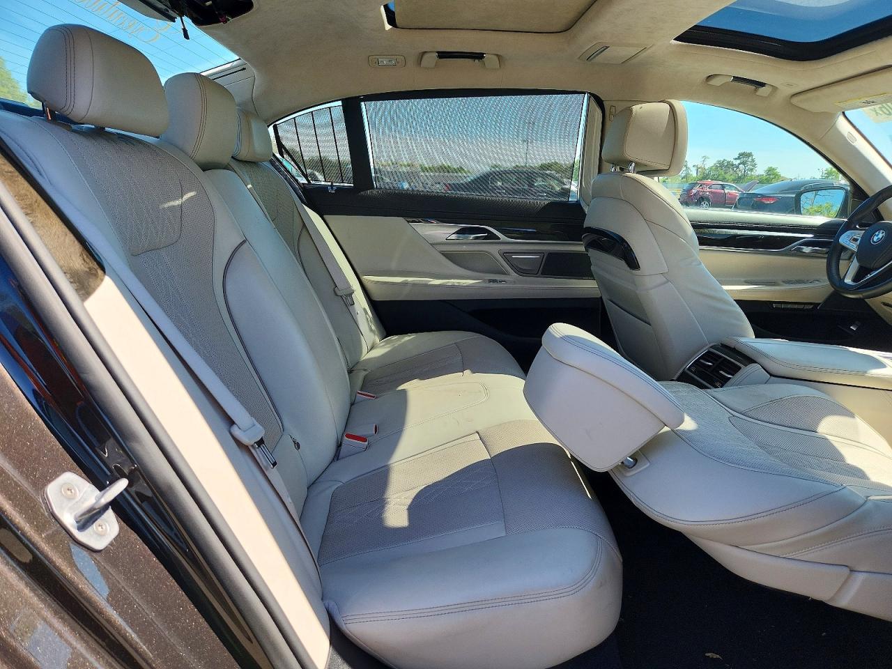 2016 BMW 7 SERIES