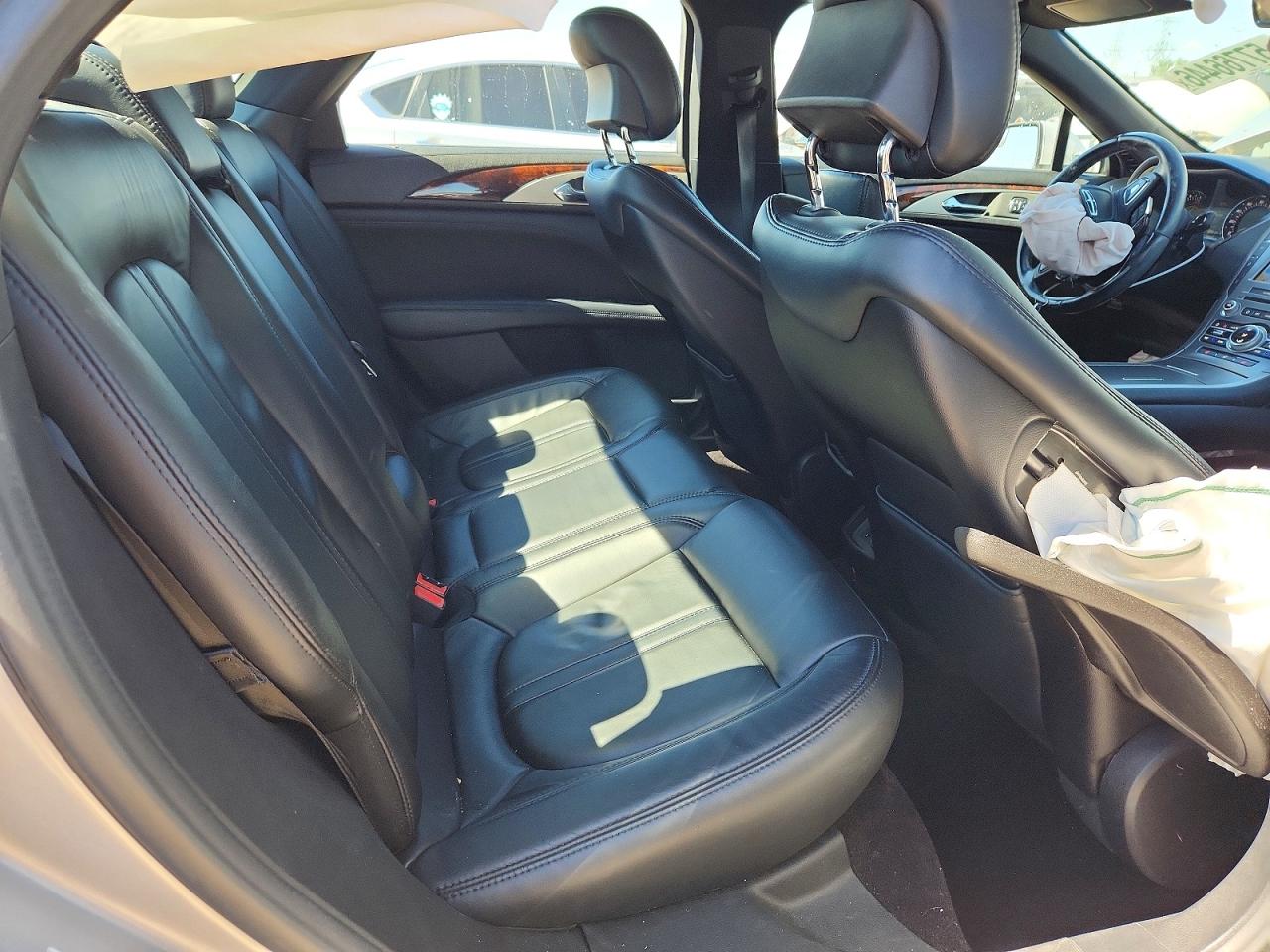 2017 LINCOLN MKZ