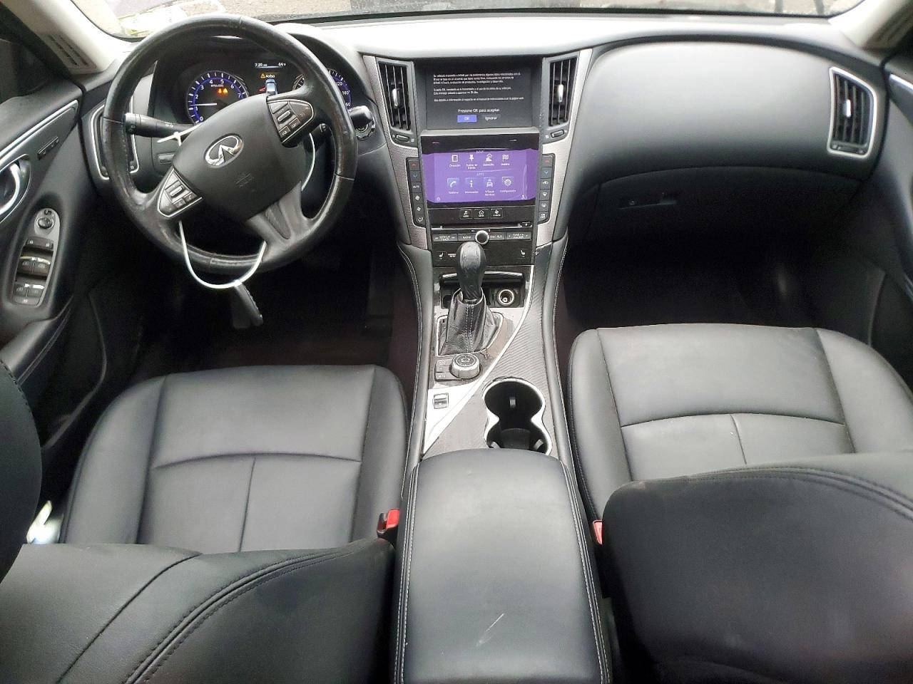 2016 INFINITI Q50