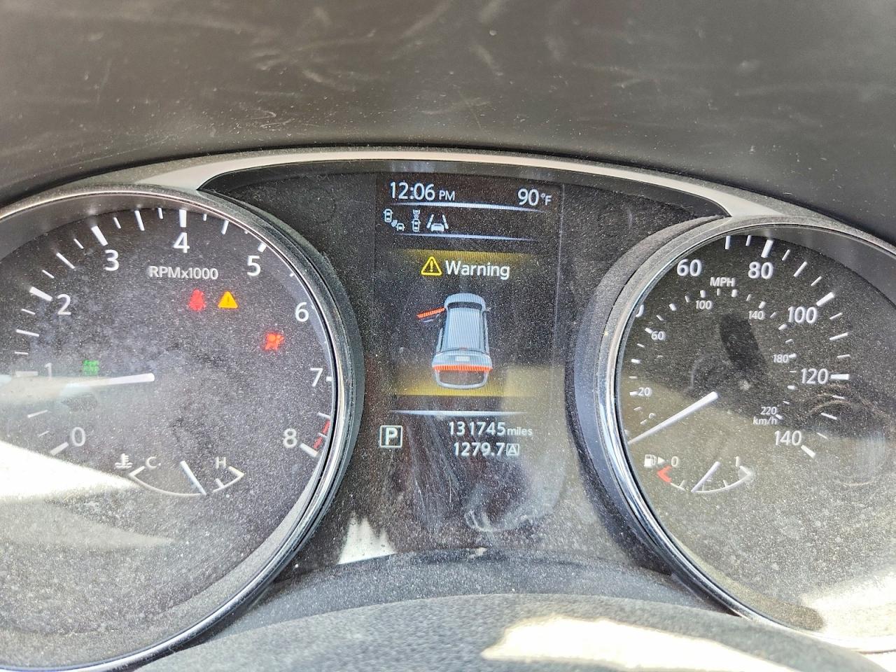 2014 NISSAN ROGUE