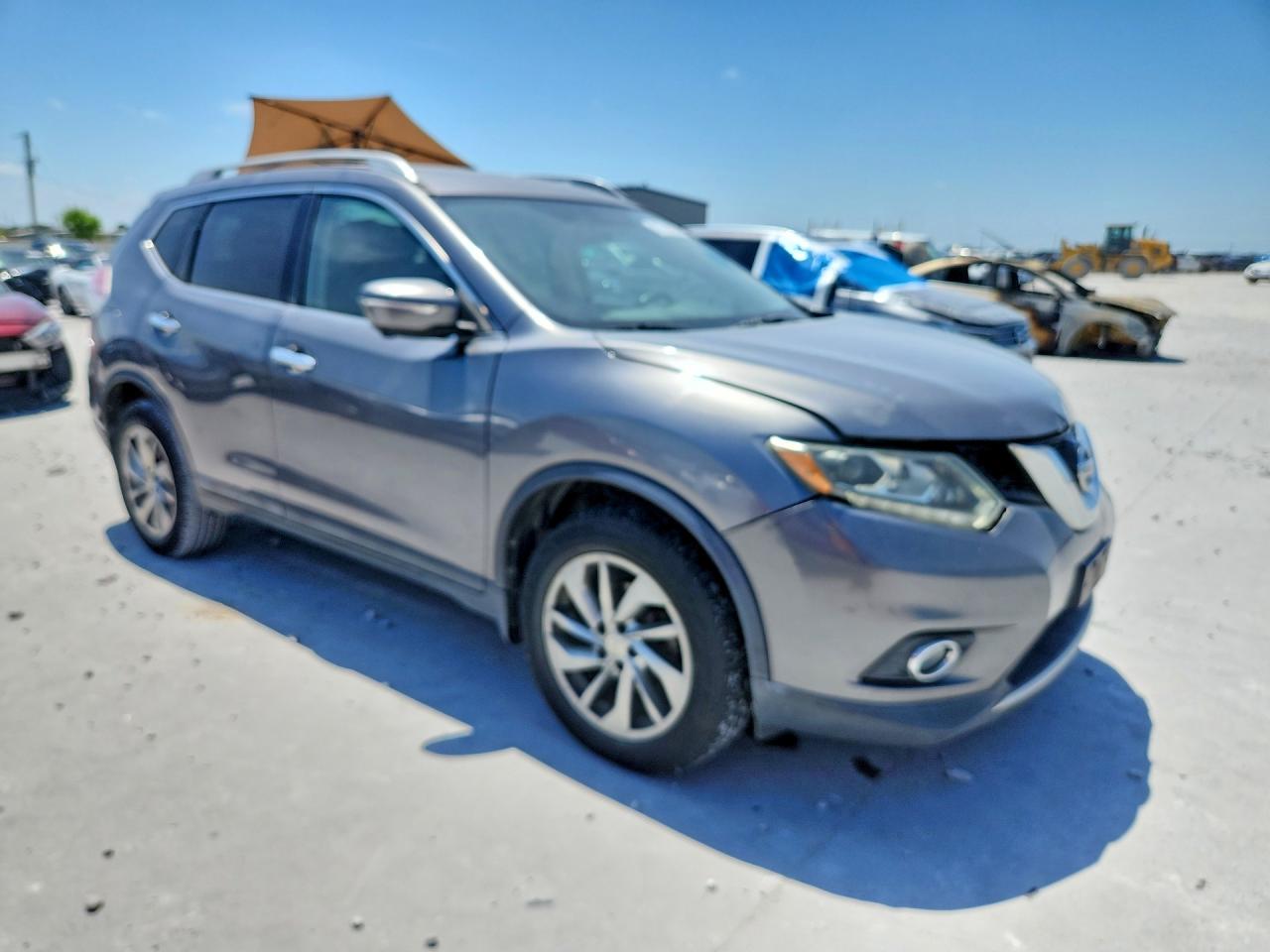 2014 NISSAN ROGUE