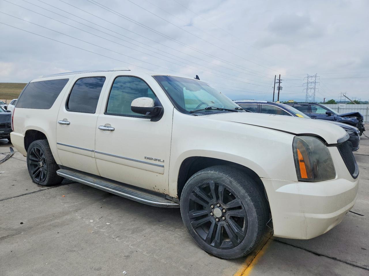 2011 GMC YUKON