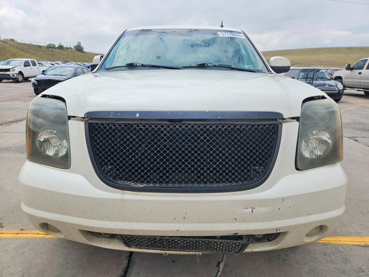 2011 GMC YUKON