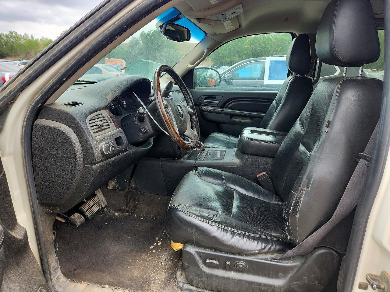 2011 GMC YUKON