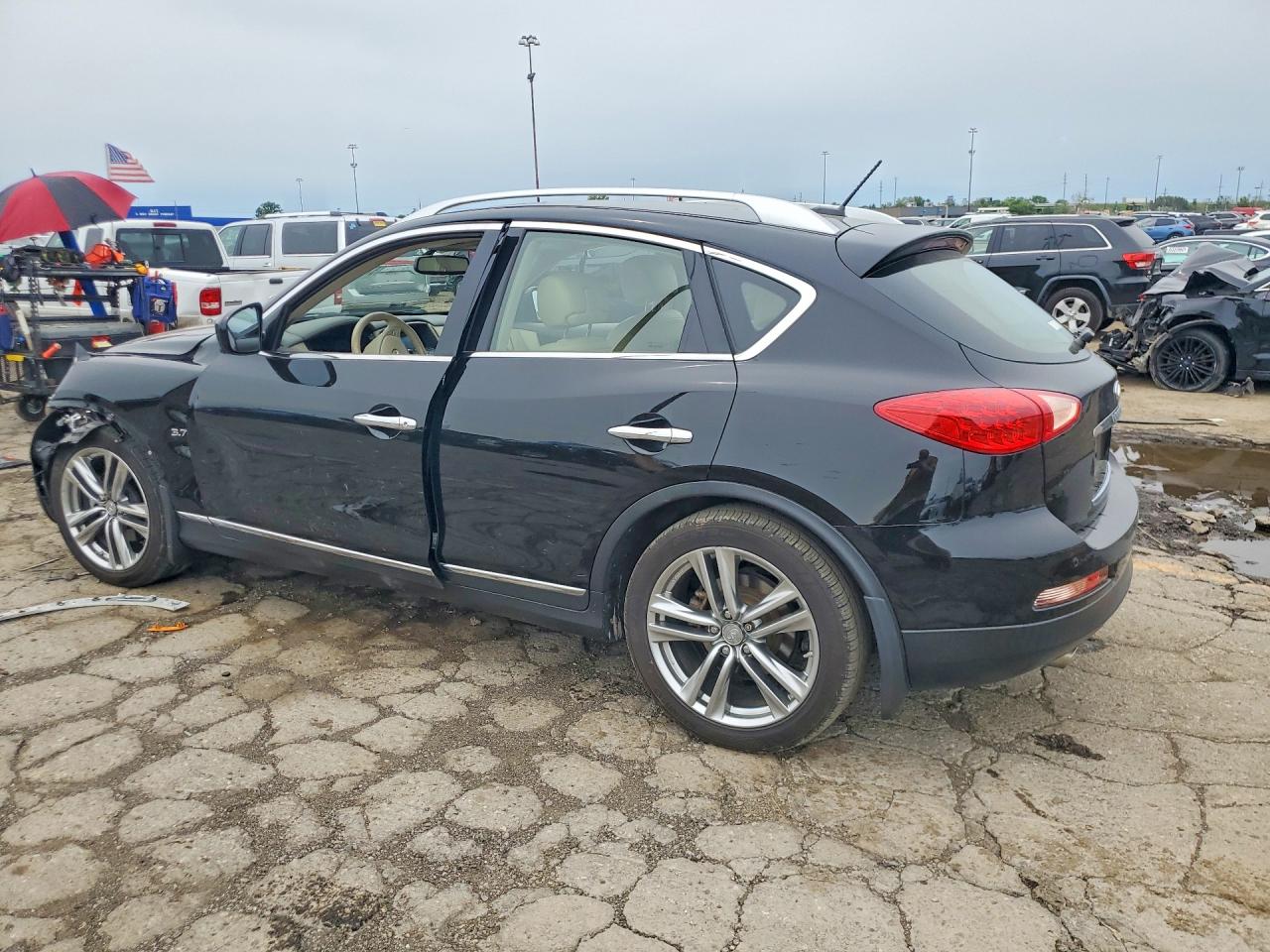 2015 INFINITI QX50