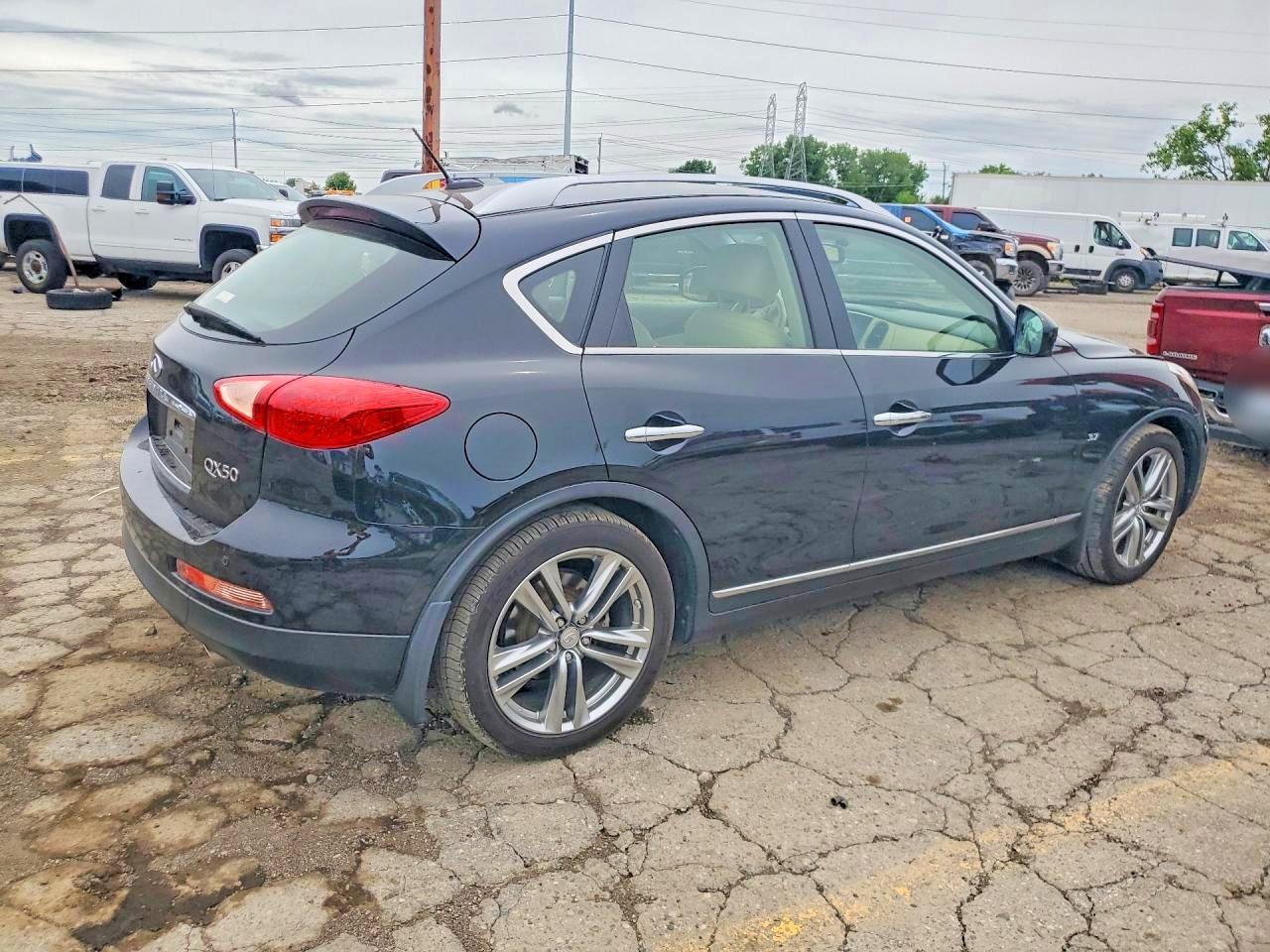 2015 INFINITI QX50