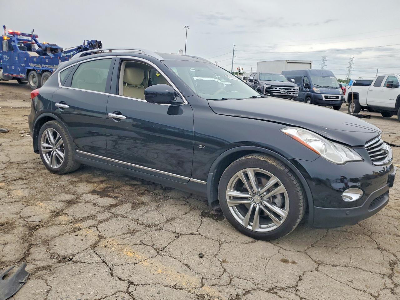 2015 INFINITI QX50