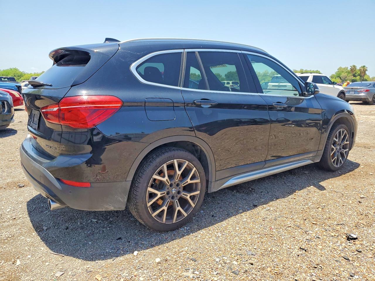2021 BMW X1