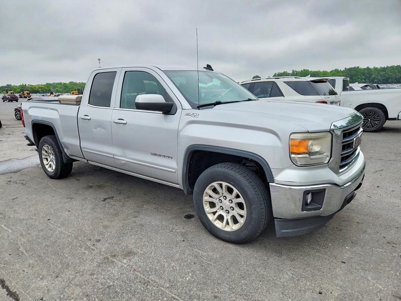 2015 GMC SIERRA