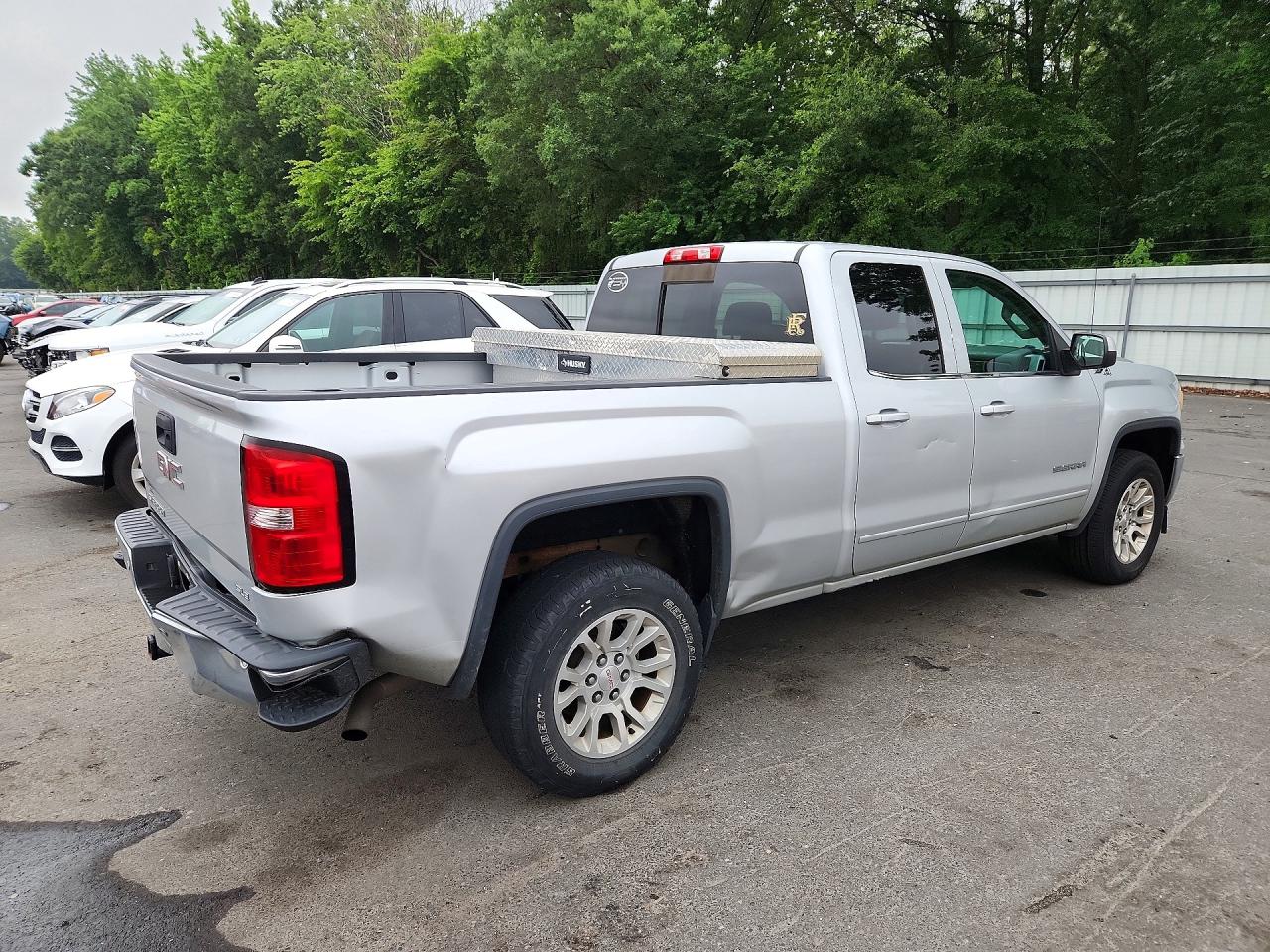 2015 GMC SIERRA