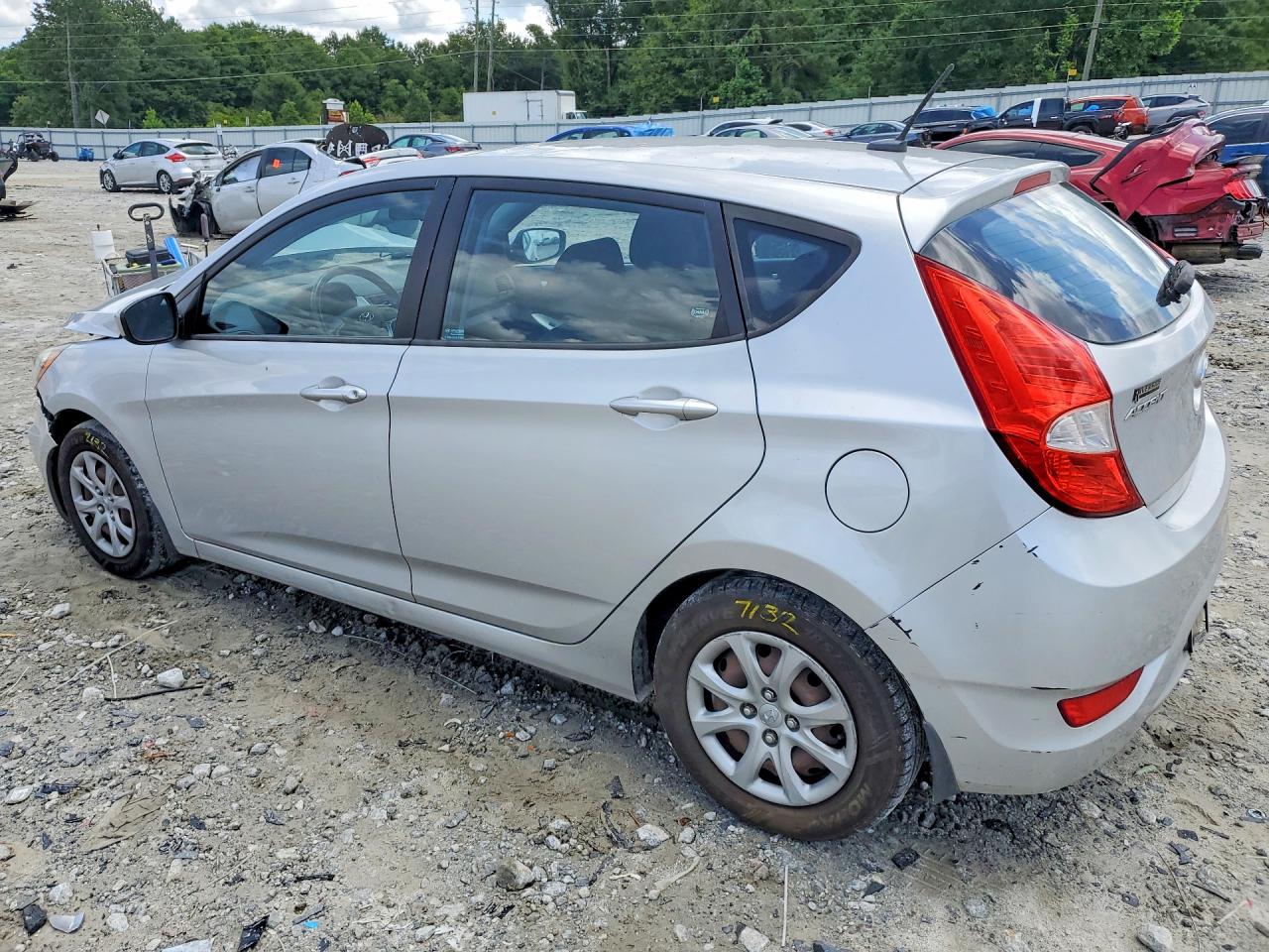 2012 HYUNDAI ACCENT