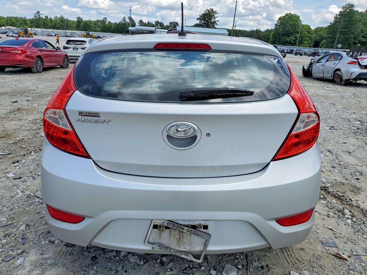 2012 HYUNDAI ACCENT